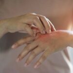 Anillos gruesos: cómo elegir el perfecto para tu mano y dedo