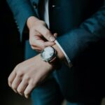 Consejos para lucir elegante con un reloj de moda para hombres